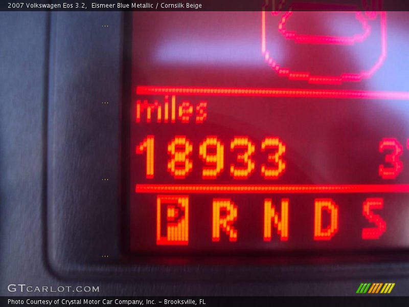 Eismeer Blue Metallic / Cornsilk Beige 2007 Volkswagen Eos 3.2