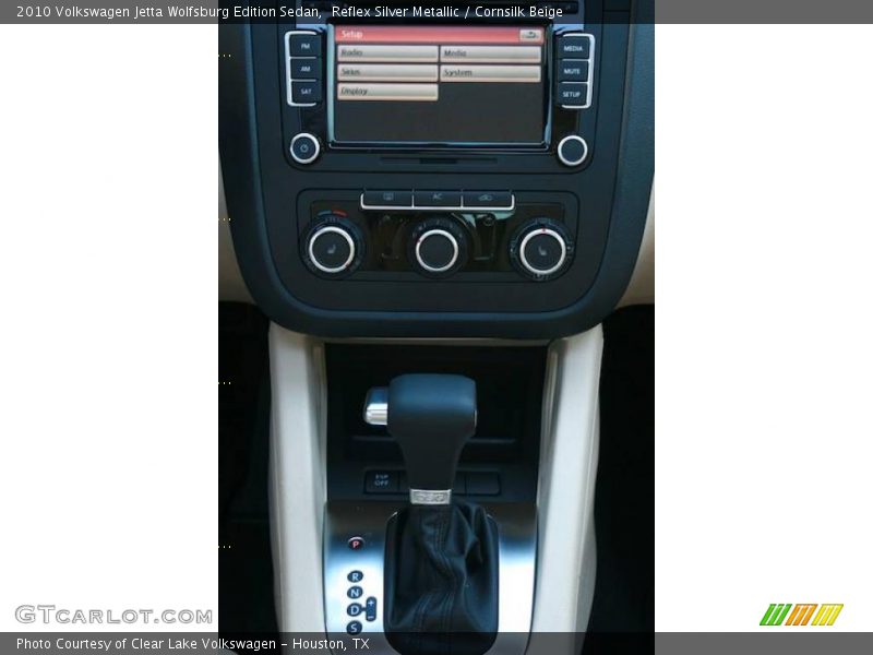 Reflex Silver Metallic / Cornsilk Beige 2010 Volkswagen Jetta Wolfsburg Edition Sedan