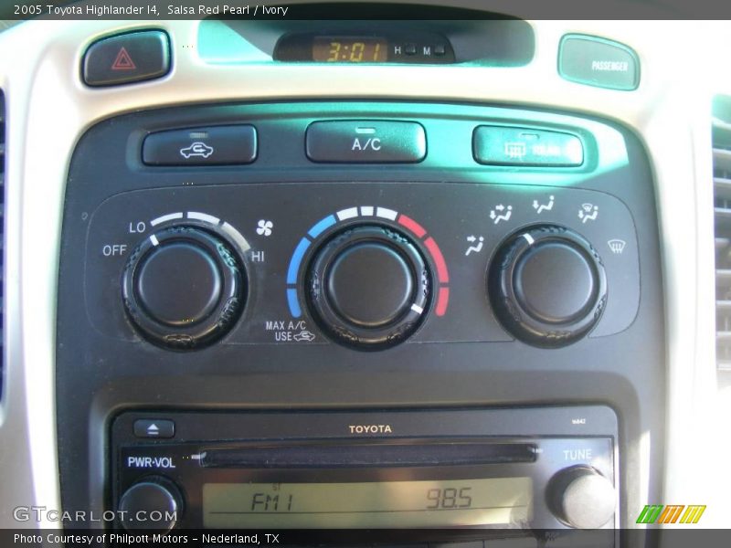 Salsa Red Pearl / Ivory 2005 Toyota Highlander I4