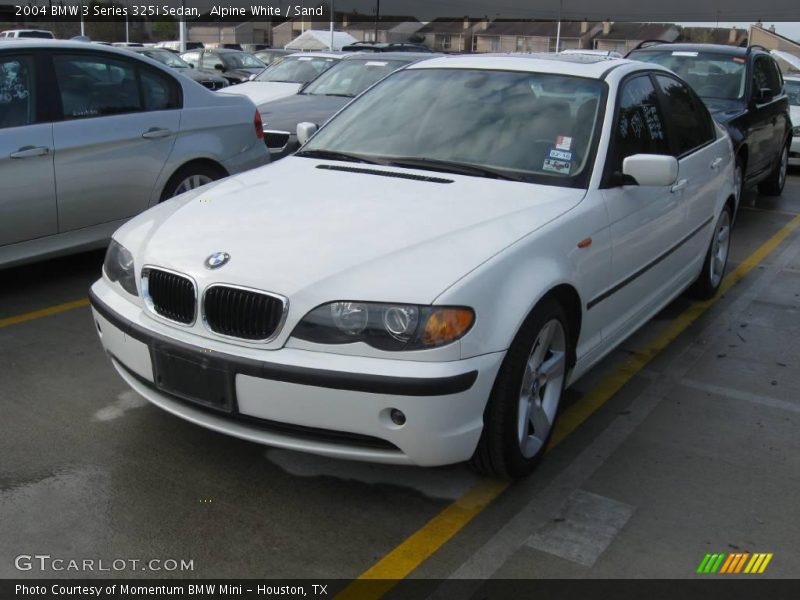 Alpine White / Sand 2004 BMW 3 Series 325i Sedan