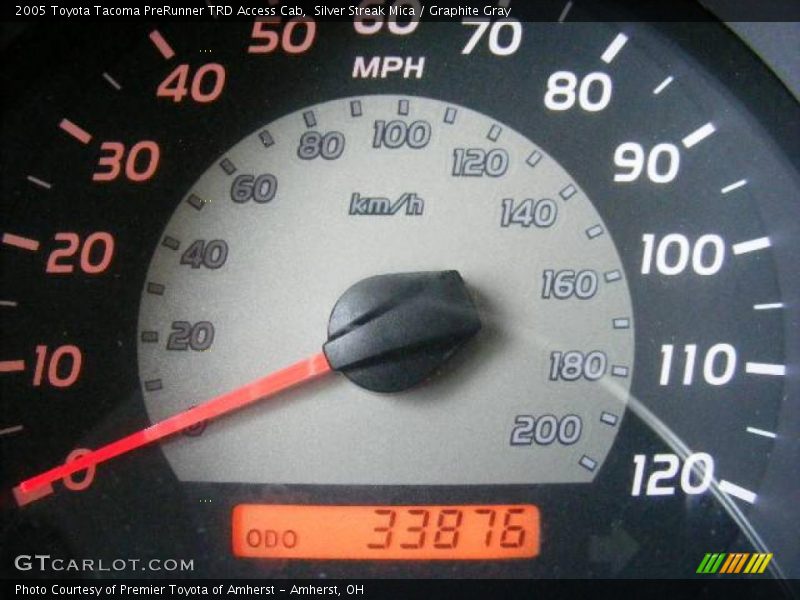 Silver Streak Mica / Graphite Gray 2005 Toyota Tacoma PreRunner TRD Access Cab