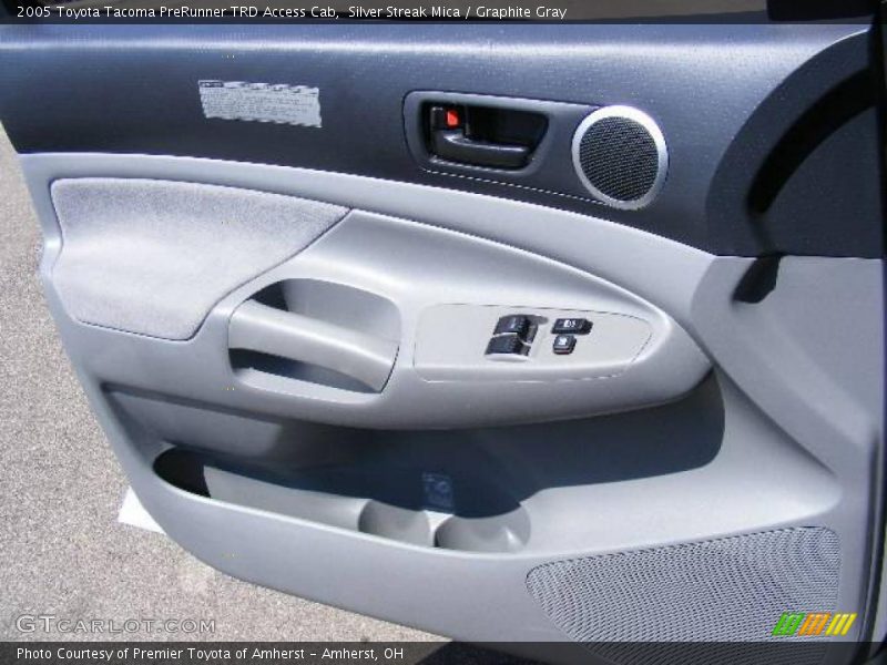 Silver Streak Mica / Graphite Gray 2005 Toyota Tacoma PreRunner TRD Access Cab