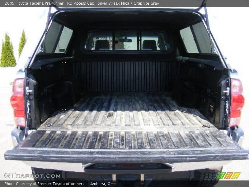 Silver Streak Mica / Graphite Gray 2005 Toyota Tacoma PreRunner TRD Access Cab