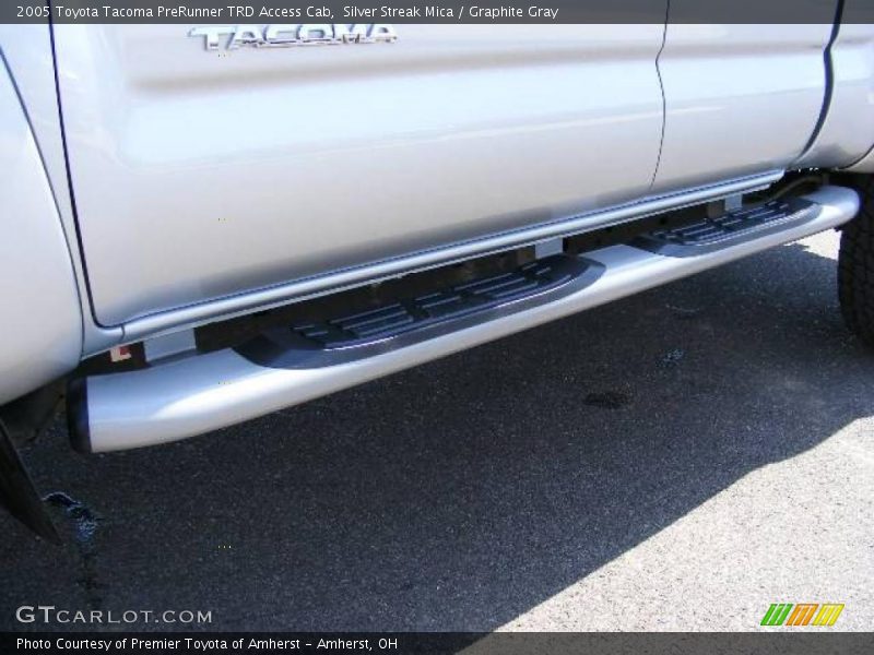 Silver Streak Mica / Graphite Gray 2005 Toyota Tacoma PreRunner TRD Access Cab