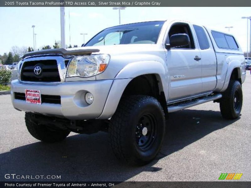 Silver Streak Mica / Graphite Gray 2005 Toyota Tacoma PreRunner TRD Access Cab