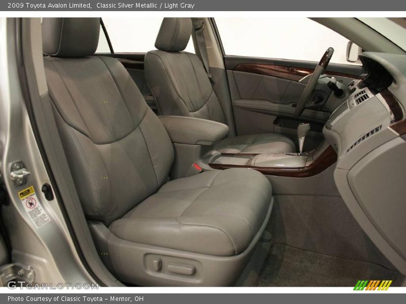 Classic Silver Metallic / Light Gray 2009 Toyota Avalon Limited