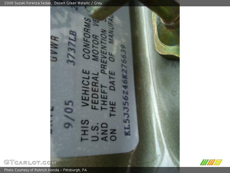 Desert Green Metallic / Grey 2006 Suzuki Forenza Sedan