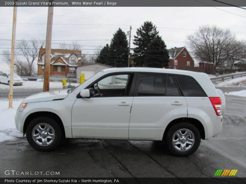 White Water Pearl / Beige 2009 Suzuki Grand Vitara Premium
