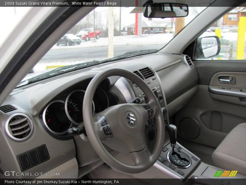 White Water Pearl / Beige 2009 Suzuki Grand Vitara Premium