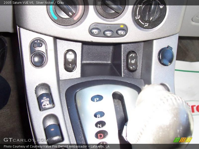 Silver Nickel / Gray 2005 Saturn VUE V6
