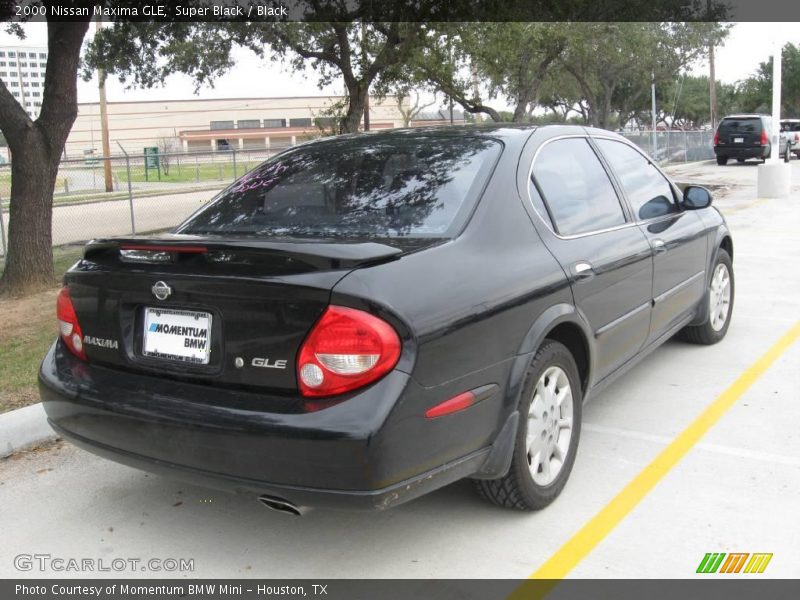 Super Black / Black 2000 Nissan Maxima GLE