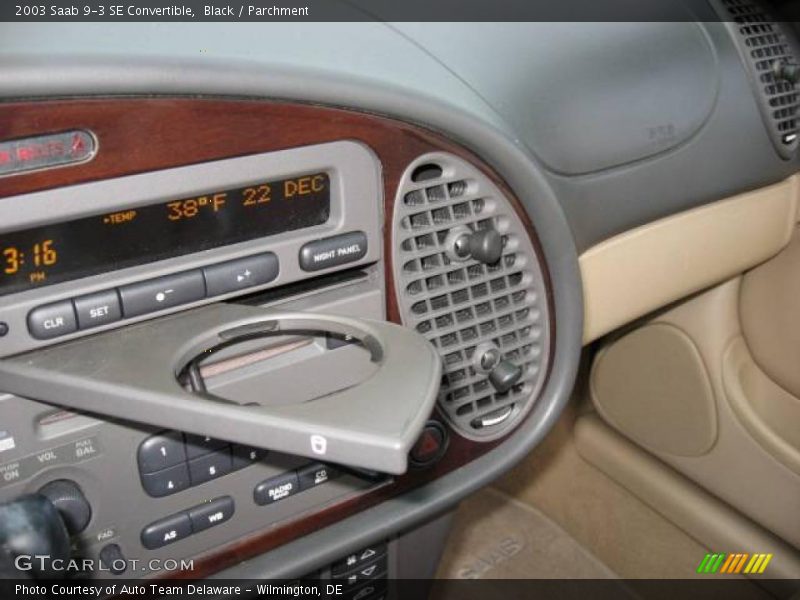 Black / Parchment 2003 Saab 9-3 SE Convertible