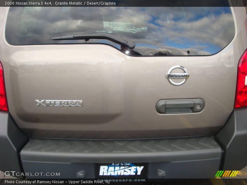 Granite Metallic / Desert/Graphite 2006 Nissan Xterra S 4x4