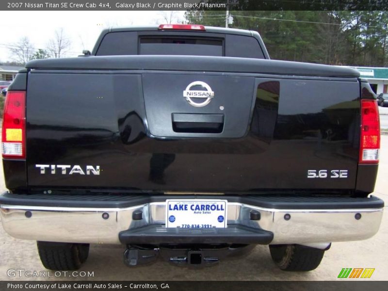 Galaxy Black / Graphite Black/Titanium 2007 Nissan Titan SE Crew Cab 4x4