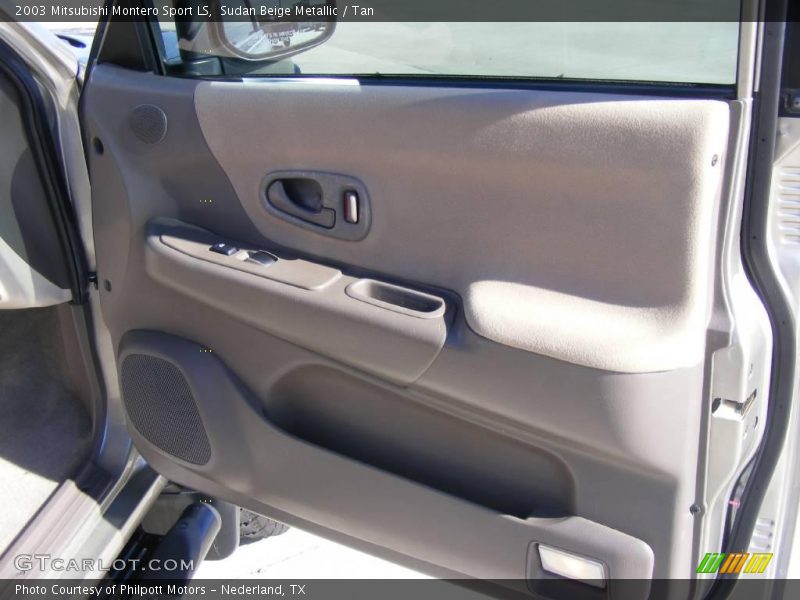 Sudan Beige Metallic / Tan 2003 Mitsubishi Montero Sport LS