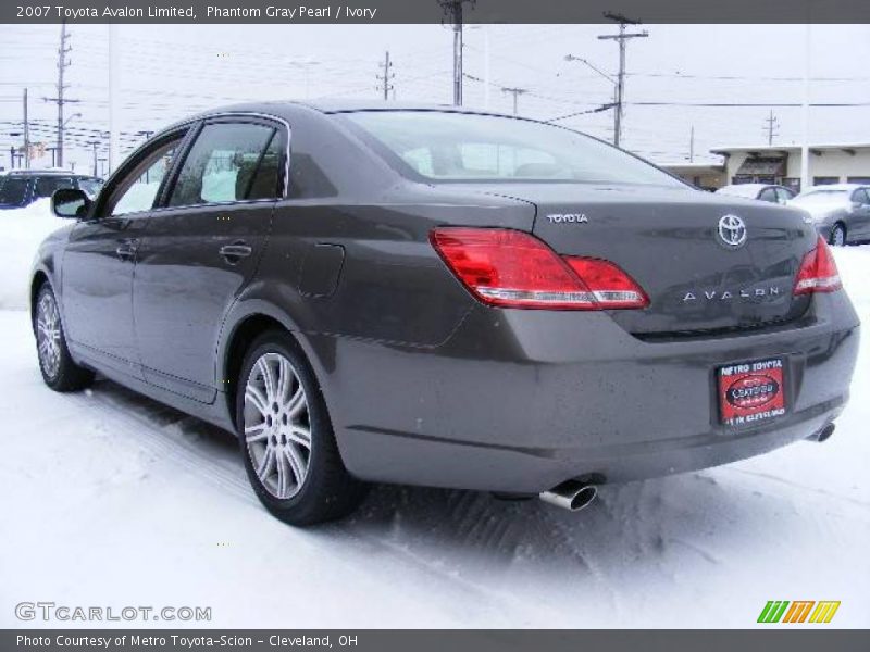 Phantom Gray Pearl / Ivory 2007 Toyota Avalon Limited