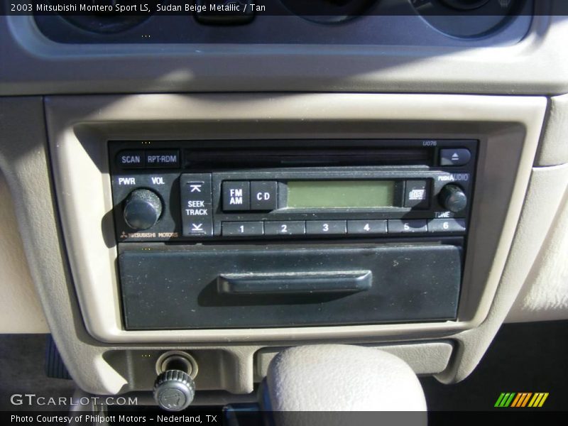 Sudan Beige Metallic / Tan 2003 Mitsubishi Montero Sport LS