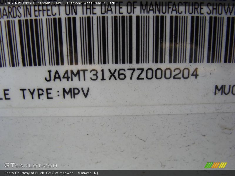 Diamond White Pearl / Black 2007 Mitsubishi Outlander LS 4WD