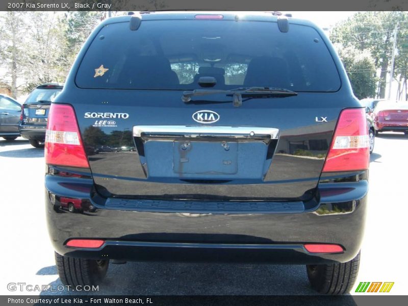 Black / Gray 2007 Kia Sorento LX