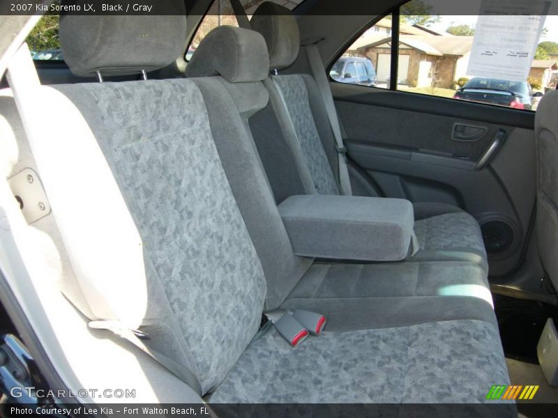 Black / Gray 2007 Kia Sorento LX