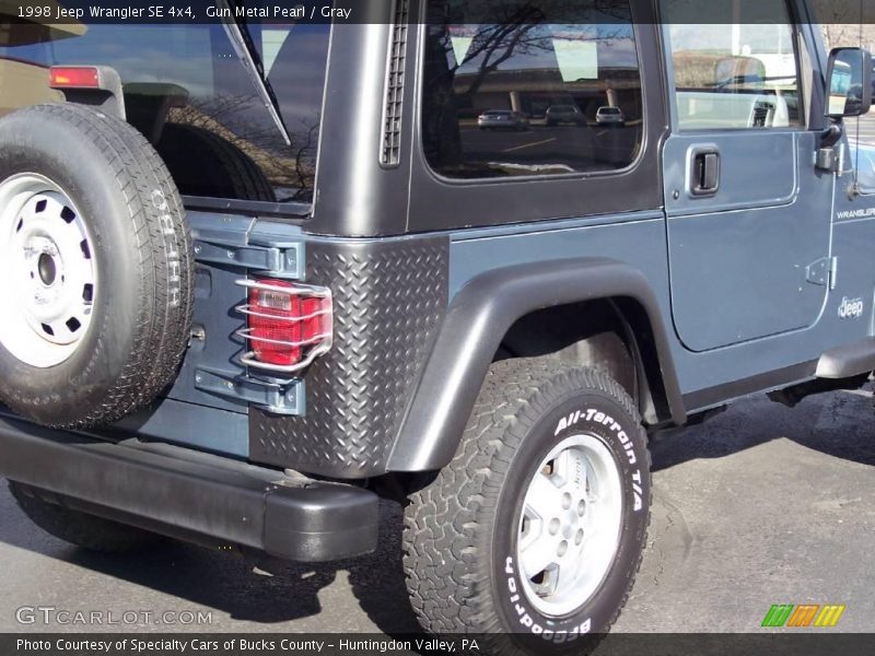 Gun Metal Pearl / Gray 1998 Jeep Wrangler SE 4x4
