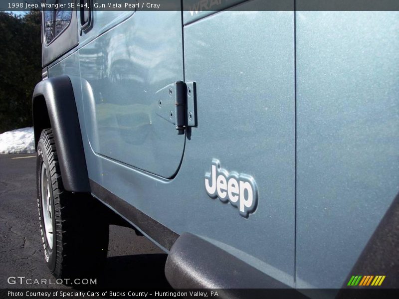 Gun Metal Pearl / Gray 1998 Jeep Wrangler SE 4x4