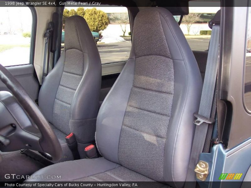 Gun Metal Pearl / Gray 1998 Jeep Wrangler SE 4x4