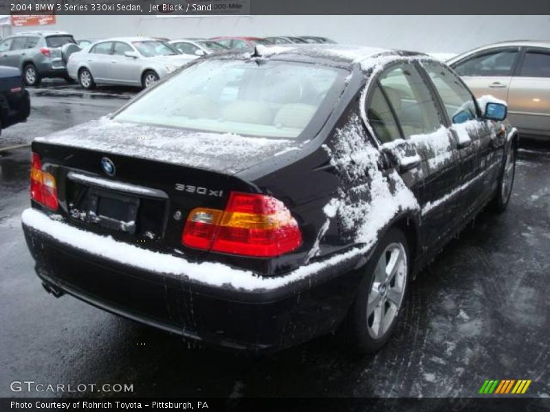 Jet Black / Sand 2004 BMW 3 Series 330xi Sedan
