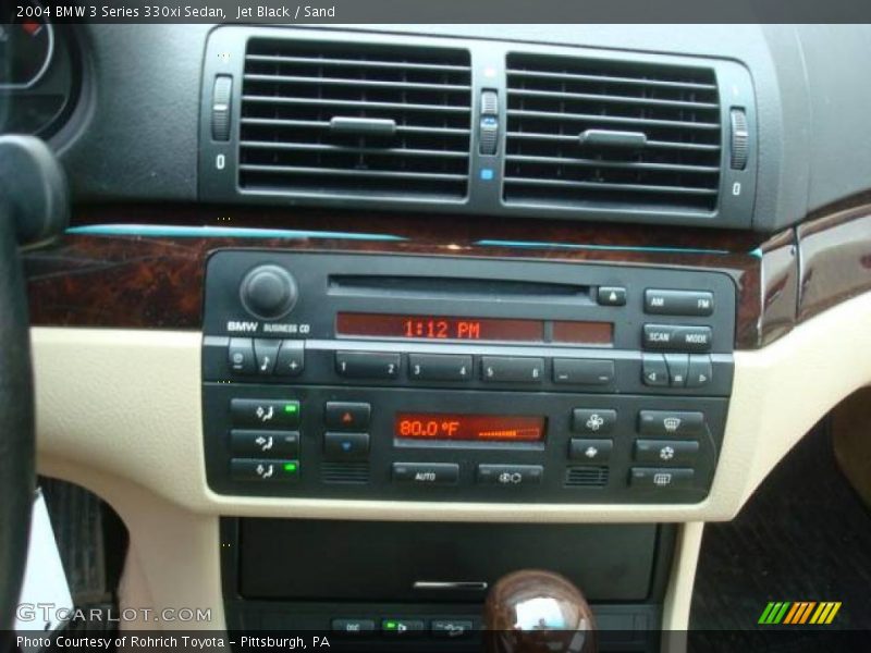 Jet Black / Sand 2004 BMW 3 Series 330xi Sedan