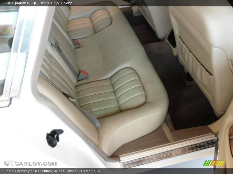 White Onyx / Ivory 2001 Jaguar XJ XJ8