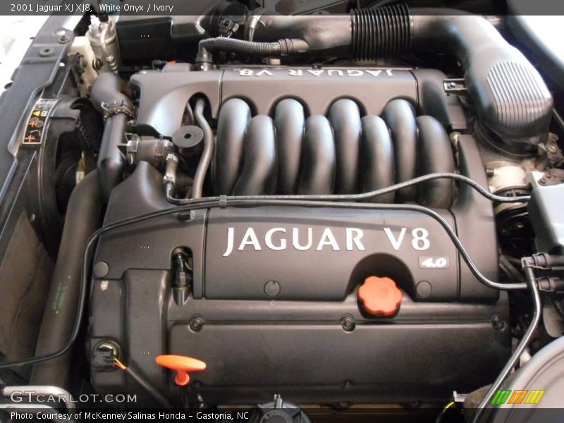 White Onyx / Ivory 2001 Jaguar XJ XJ8