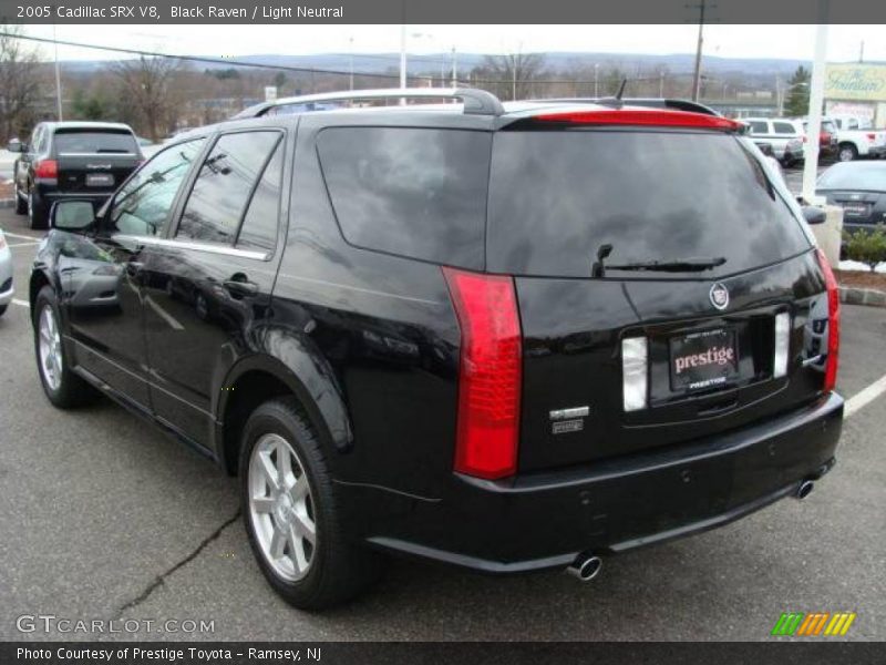 Black Raven / Light Neutral 2005 Cadillac SRX V8