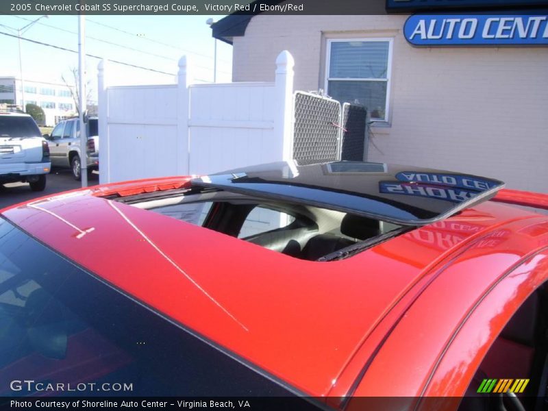 Victory Red / Ebony/Red 2005 Chevrolet Cobalt SS Supercharged Coupe