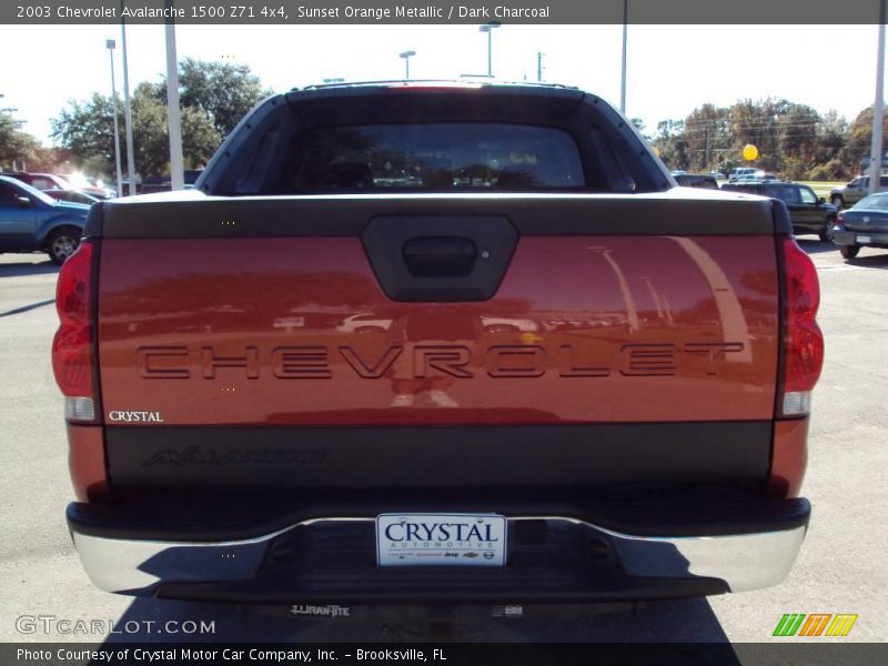 Sunset Orange Metallic / Dark Charcoal 2003 Chevrolet Avalanche 1500 Z71 4x4
