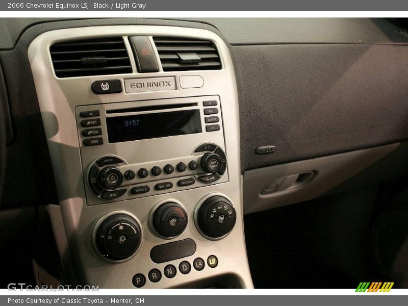 Black / Light Gray 2006 Chevrolet Equinox LS