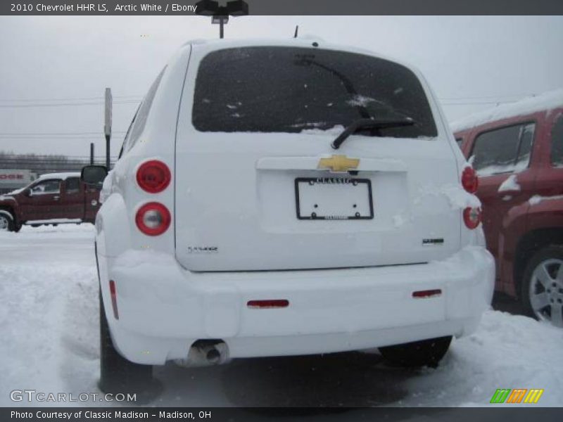 Arctic White / Ebony 2010 Chevrolet HHR LS