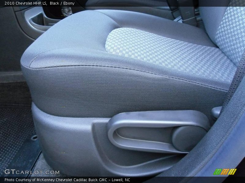 Black / Ebony 2010 Chevrolet HHR LS