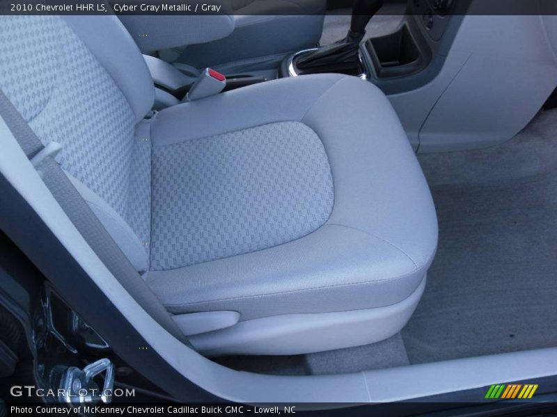 Cyber Gray Metallic / Gray 2010 Chevrolet HHR LS