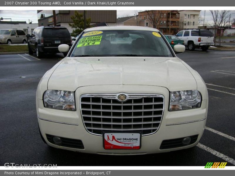Cool Vanilla / Dark Khaki/Light Graystone 2007 Chrysler 300 Touring AWD