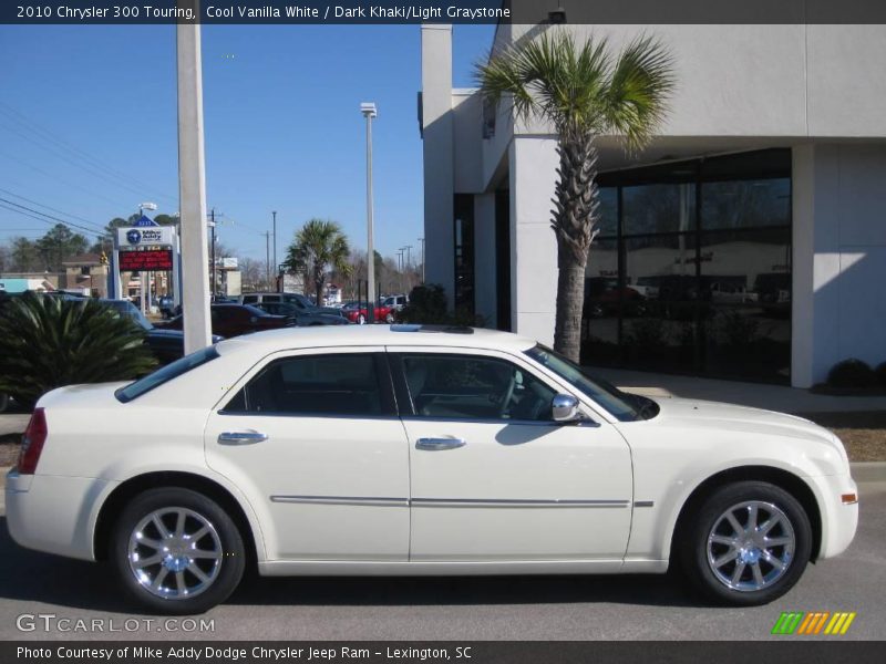 Cool Vanilla White / Dark Khaki/Light Graystone 2010 Chrysler 300 Touring