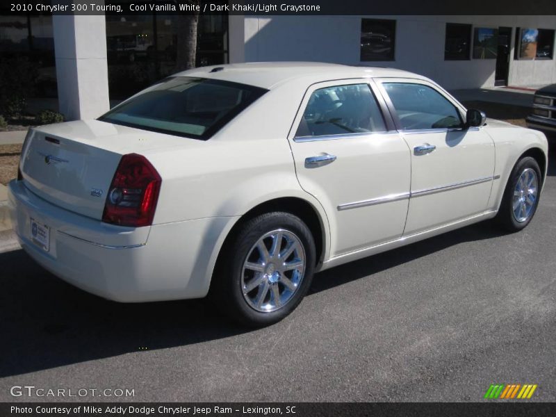 Cool Vanilla White / Dark Khaki/Light Graystone 2010 Chrysler 300 Touring