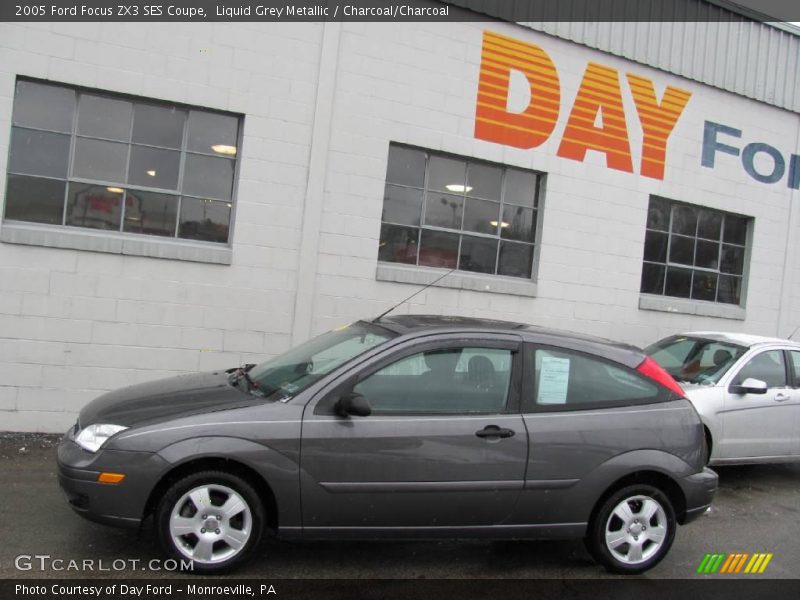 Liquid Grey Metallic / Charcoal/Charcoal 2005 Ford Focus ZX3 SES Coupe