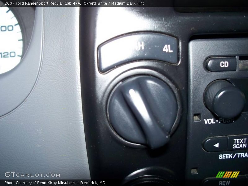 Oxford White / Medium Dark Flint 2007 Ford Ranger Sport Regular Cab 4x4