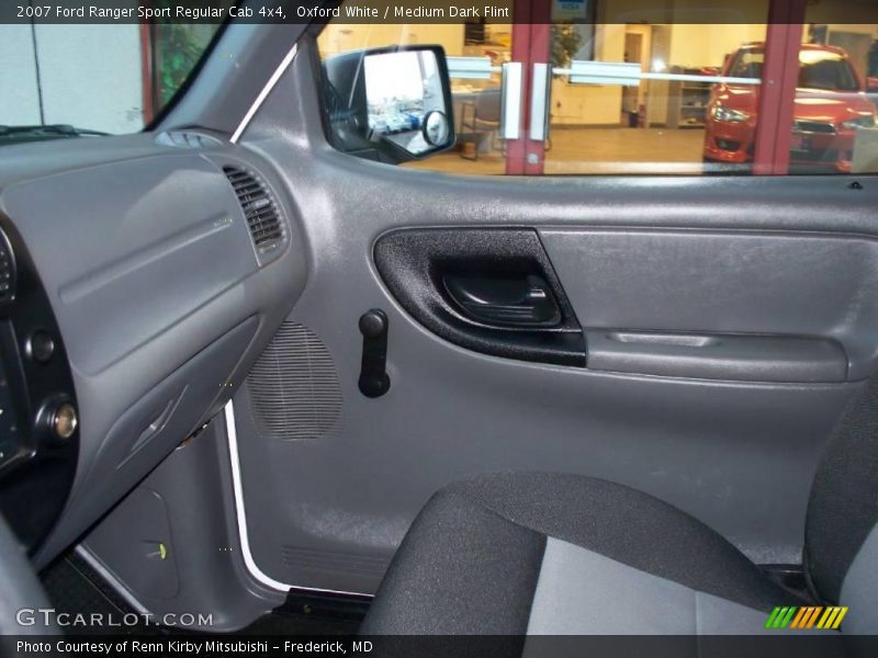 Oxford White / Medium Dark Flint 2007 Ford Ranger Sport Regular Cab 4x4