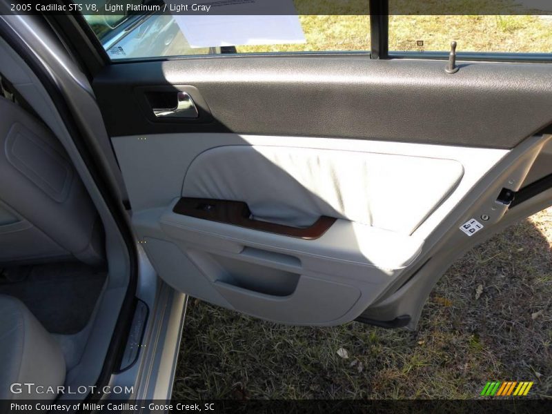 Light Platinum / Light Gray 2005 Cadillac STS V8