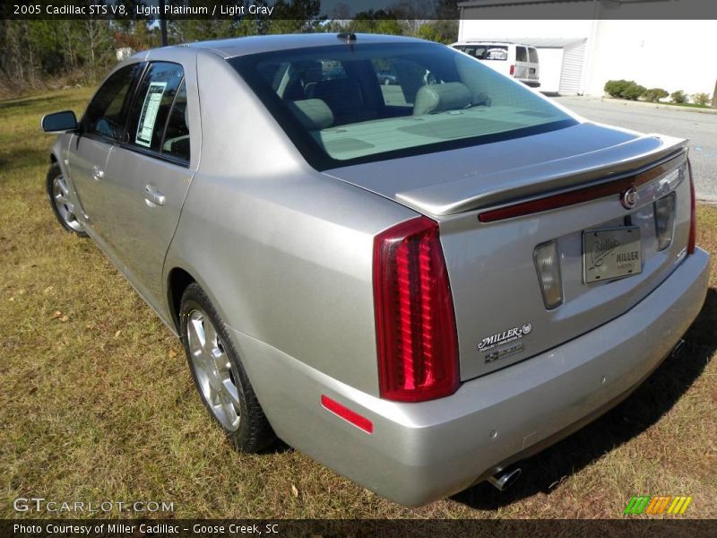 Light Platinum / Light Gray 2005 Cadillac STS V8
