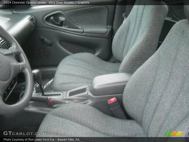 Ultra Silver Metallic / Graphite 2004 Chevrolet Cavalier Sedan