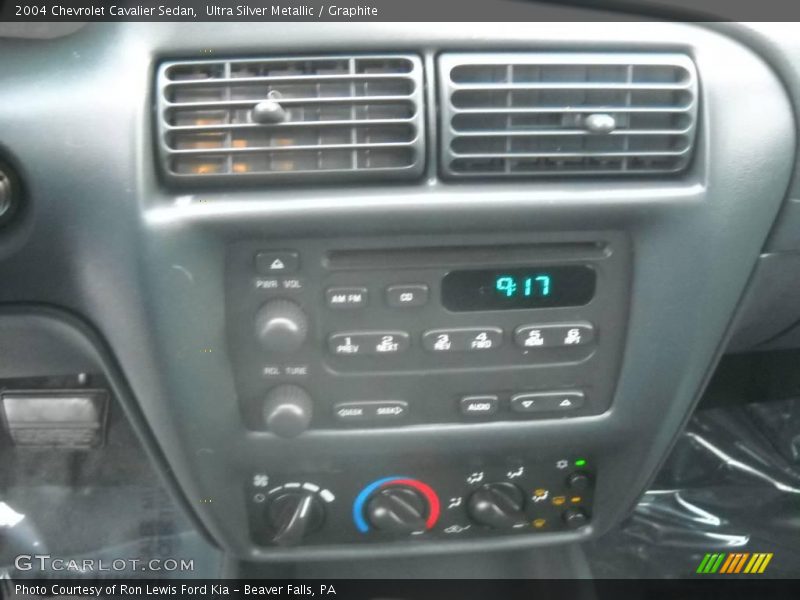 Ultra Silver Metallic / Graphite 2004 Chevrolet Cavalier Sedan
