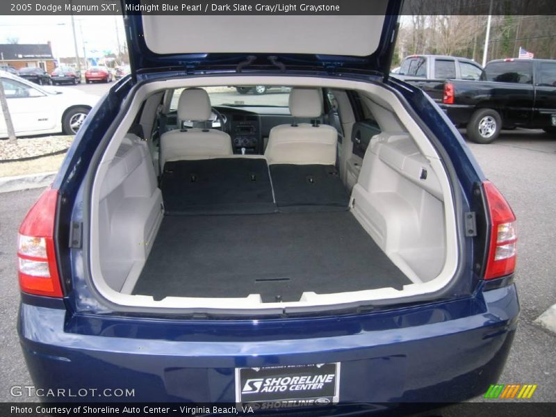 Midnight Blue Pearl / Dark Slate Gray/Light Graystone 2005 Dodge Magnum SXT