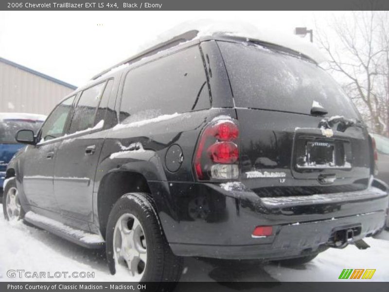 Black / Ebony 2006 Chevrolet TrailBlazer EXT LS 4x4